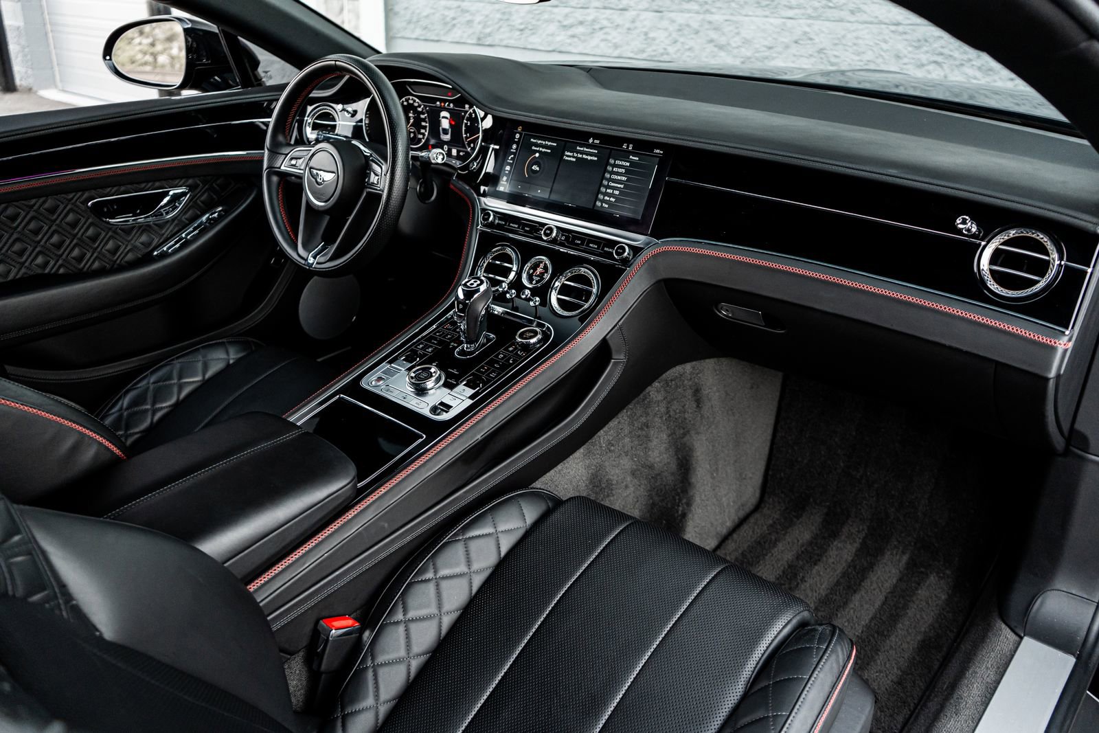 Used 2020 Bentley Continental GT image 2