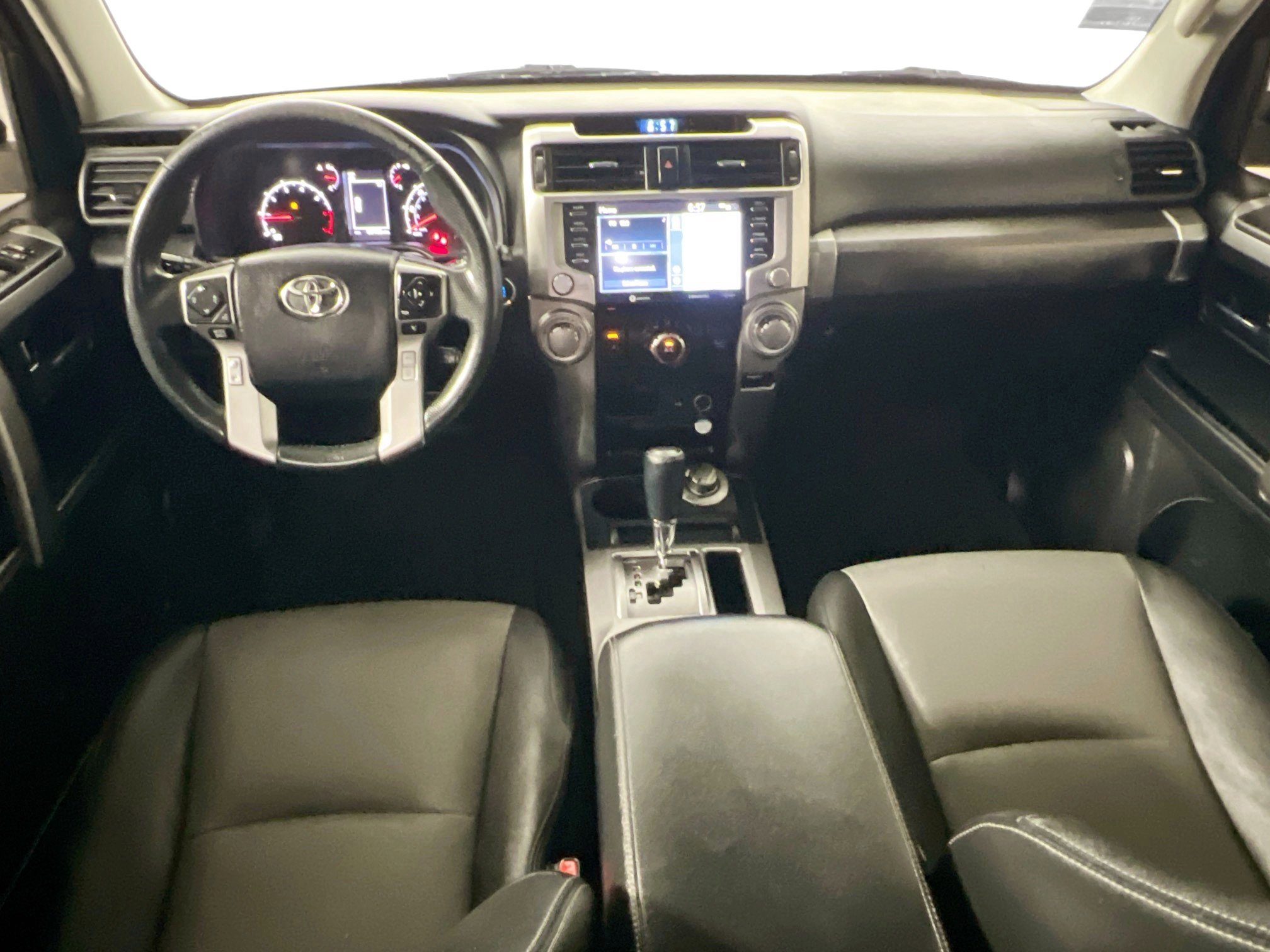 Used 2021 Toyota 4Runner SR5 Premium w/ Moonroof Package AWD/4WD image 30