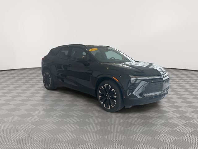 Certified 2025 Chevrolet Blazer EV RS image 2