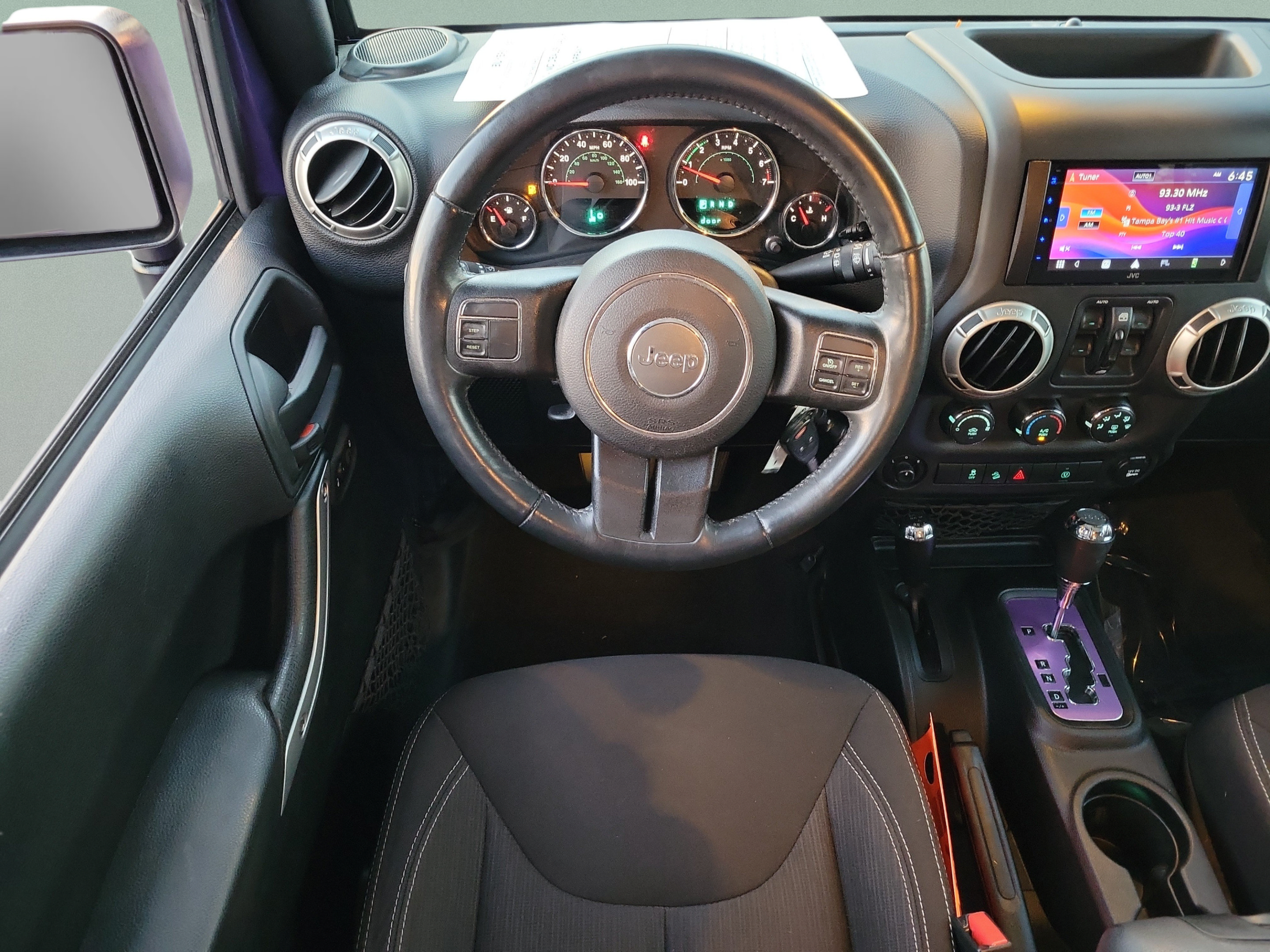 Used 2017 Jeep Wrangler Unlimited Sahara AWD/4WD image 8