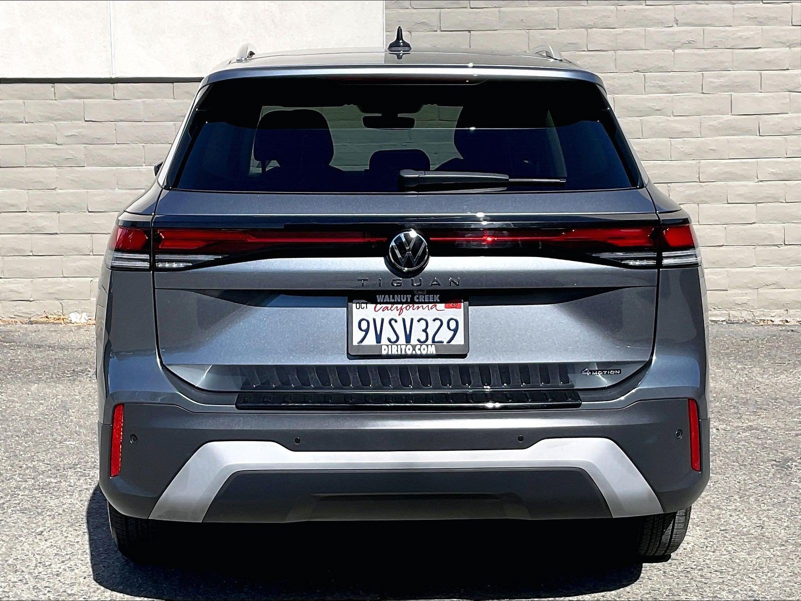 Certified 2025 Volkswagen Tiguan S AWD/4WD image 3