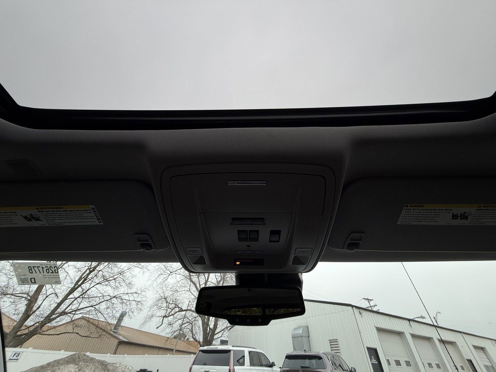 Used 2015 GMC Sierra 1500 SLT w/ SLT Crew Cab Value Package image 21