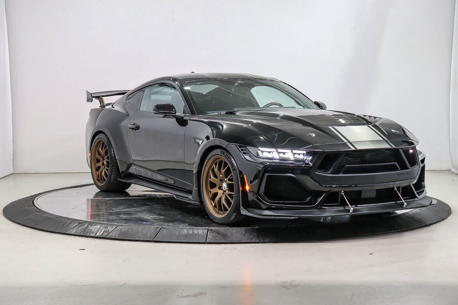 Used 2025 Ford Mustang GT Premium w/ GT Performance Package RWD image 5