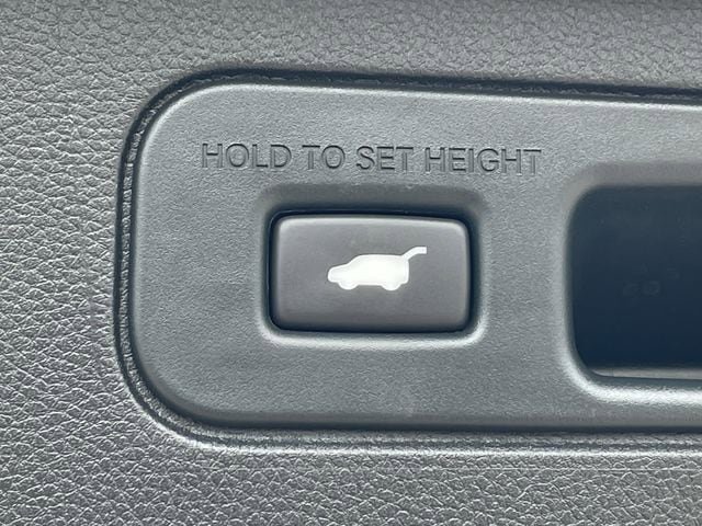Used 2024 Honda Pilot Touring image 31