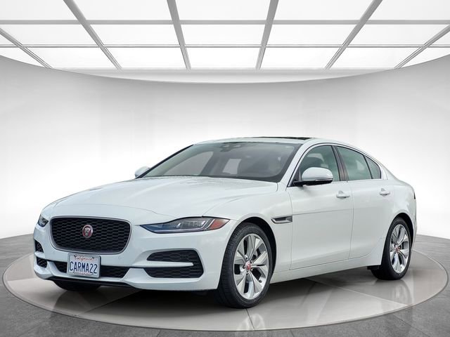 Used 2020 Jaguar XE S RWD image 8