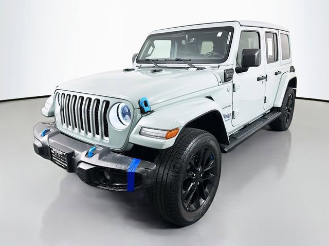Used 2023 Jeep Wrangler Unlimited Sahara w/ Cold Weather Group image 3