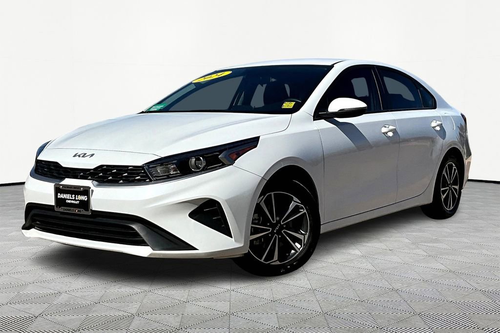 Used 2024 Kia Forte LXS w/ LXS Technology Package