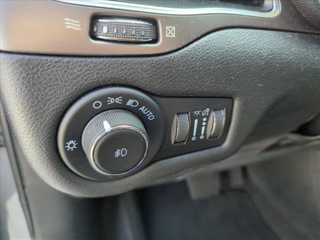 Used 2021 Jeep Cherokee Latitude Lux image 26