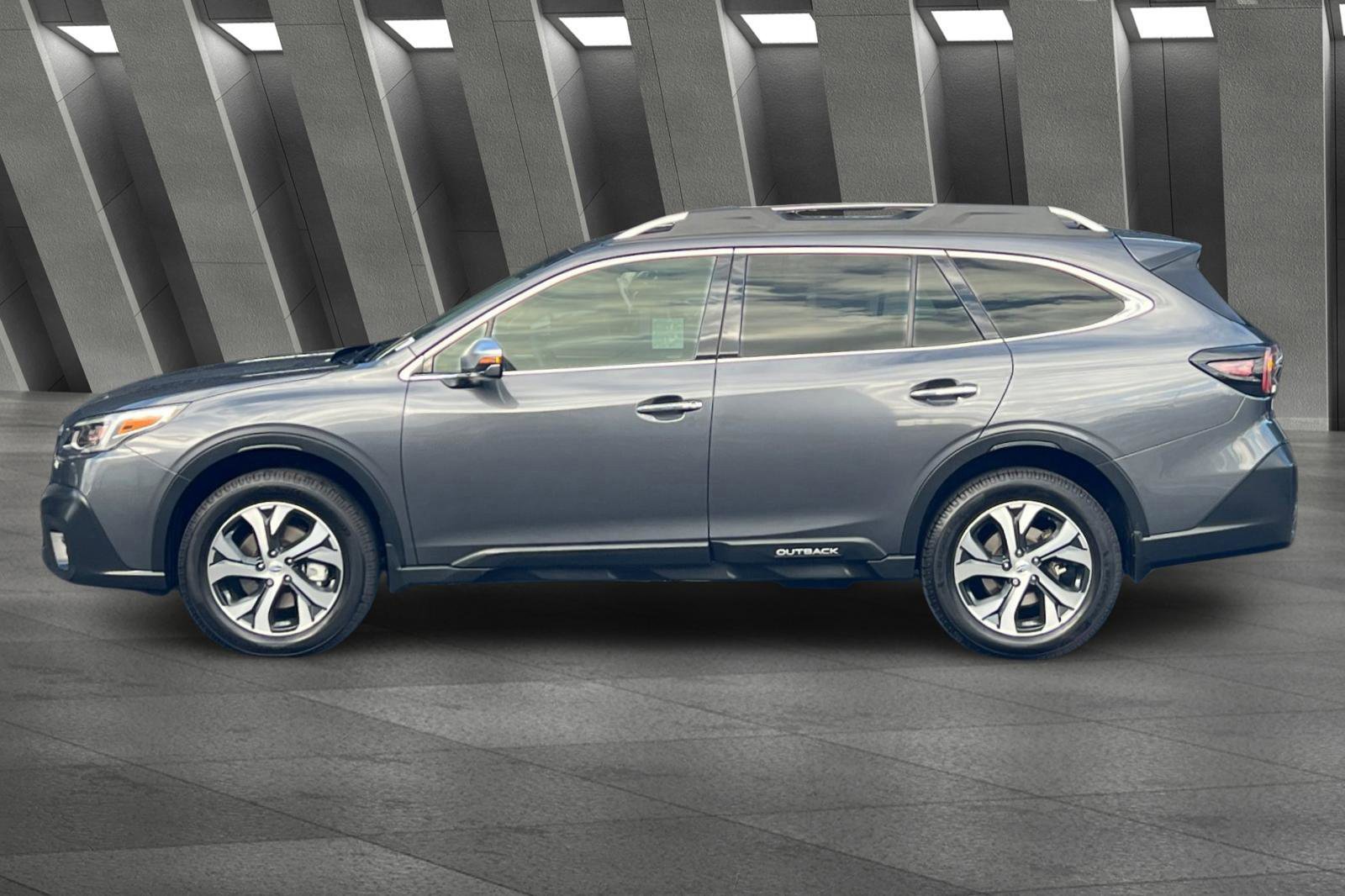 Used 2021 Subaru Outback Touring XT image 7