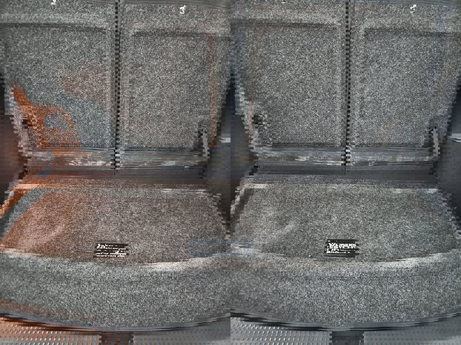 Used 2020 Volkswagen Tiguan SE w/ Panoramic Sunroof Package image 35