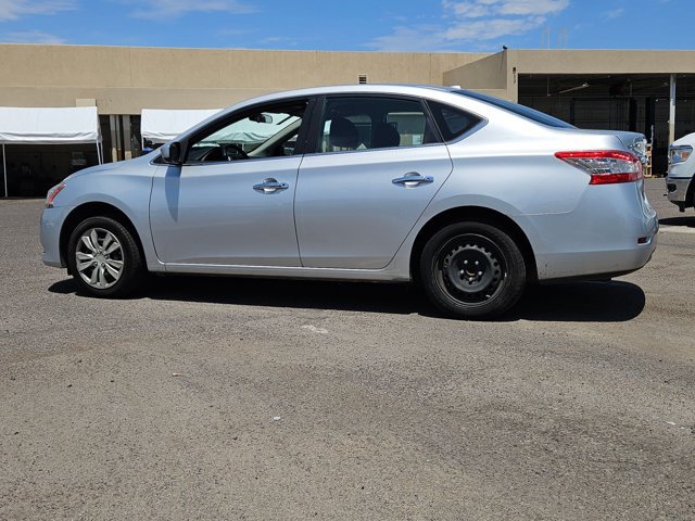 Used 2015 Nissan Sentra SV FWD image 6