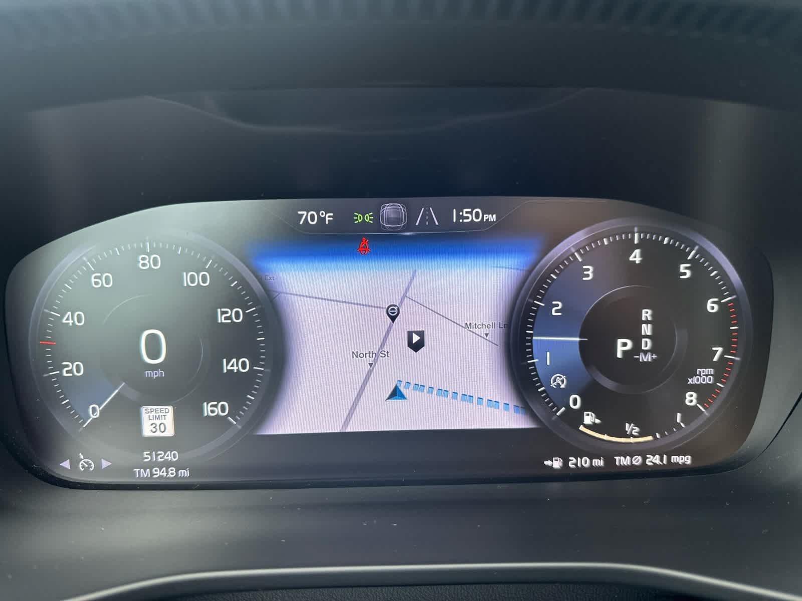 Used 2021 Volvo XC40 T5 Momentum w/ Protection Package Premier AWD/4WD image 16