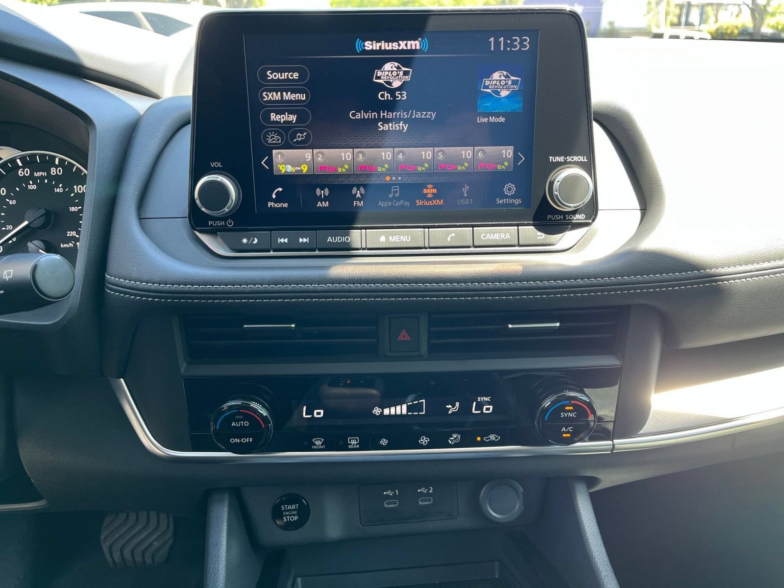 Used 2025 Nissan Rogue SV AWD/4WD image 17
