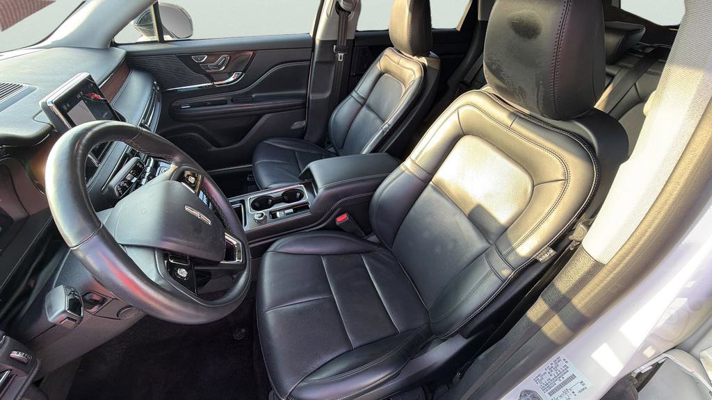 Used 2022 Lincoln Corsair Reserve w/ Equipment Group 201A AWD/4WD image 16