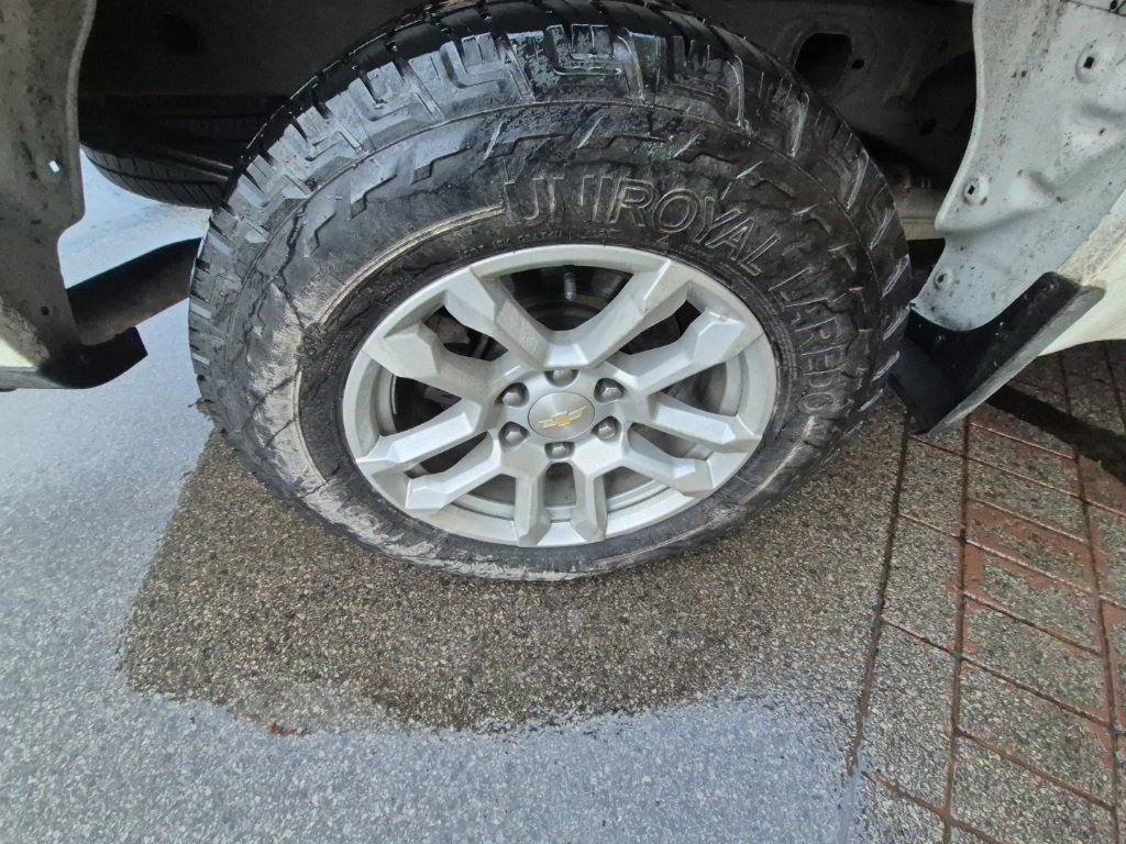 Used 2022 Chevrolet Silverado 1500 LT image 9