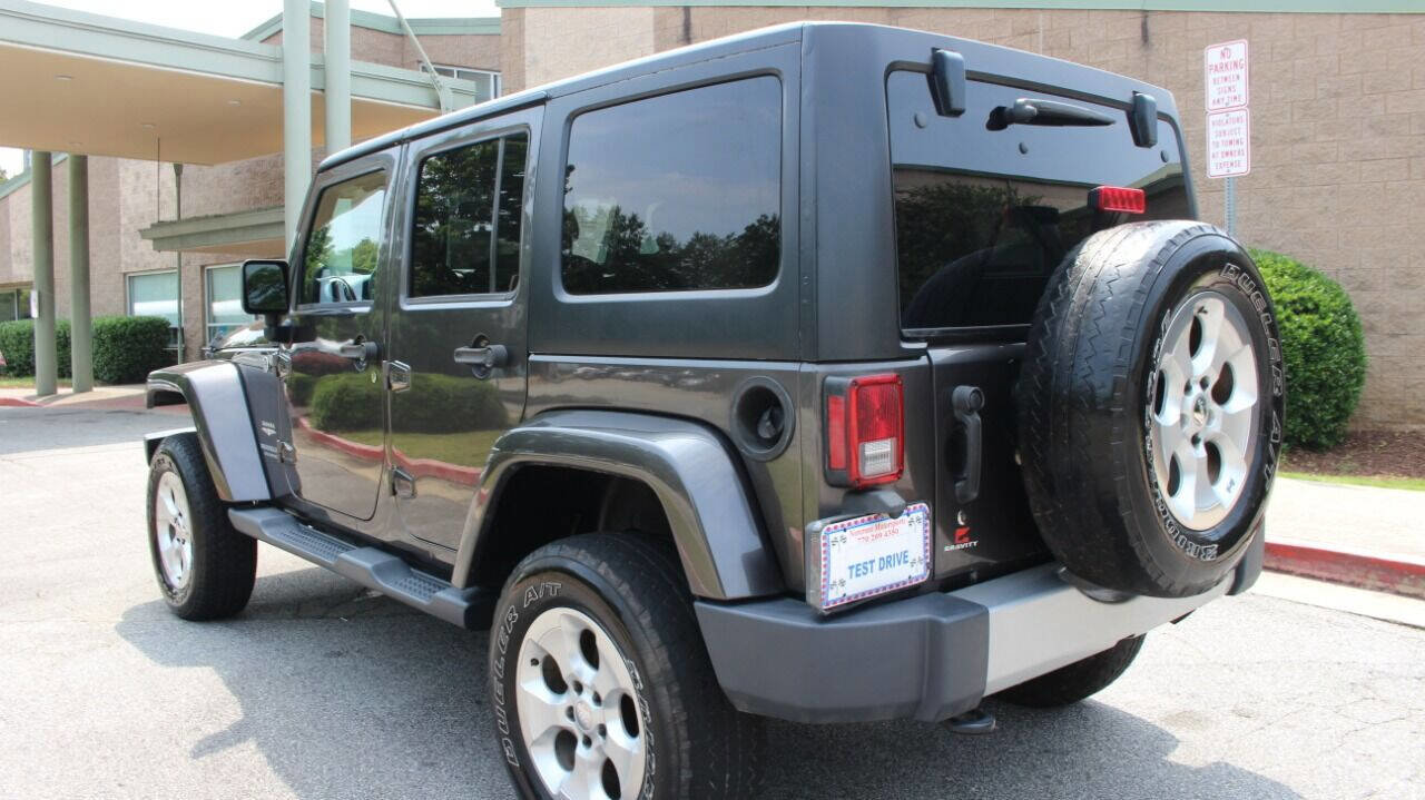 Used 2014 Jeep Wrangler Unlimited Sahara w/ Connectivity Group image 13