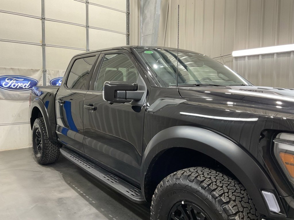 Used 2025 Ford F150 Raptor image 4