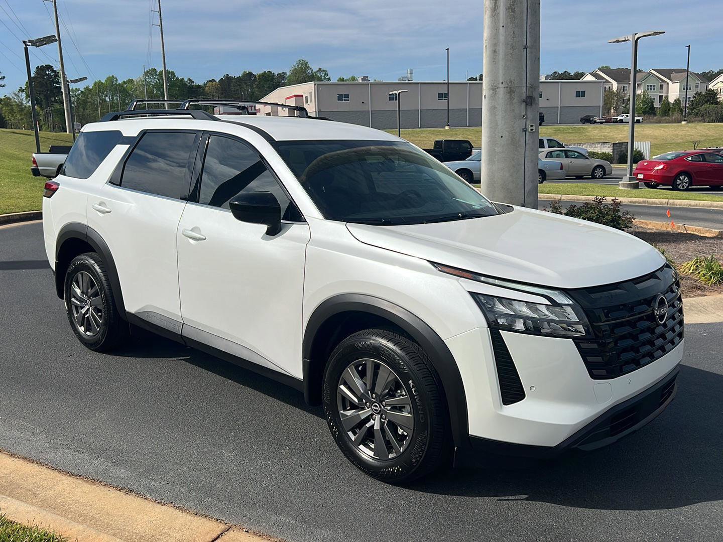 New 2026 Nissan Pathfinder SV image 8