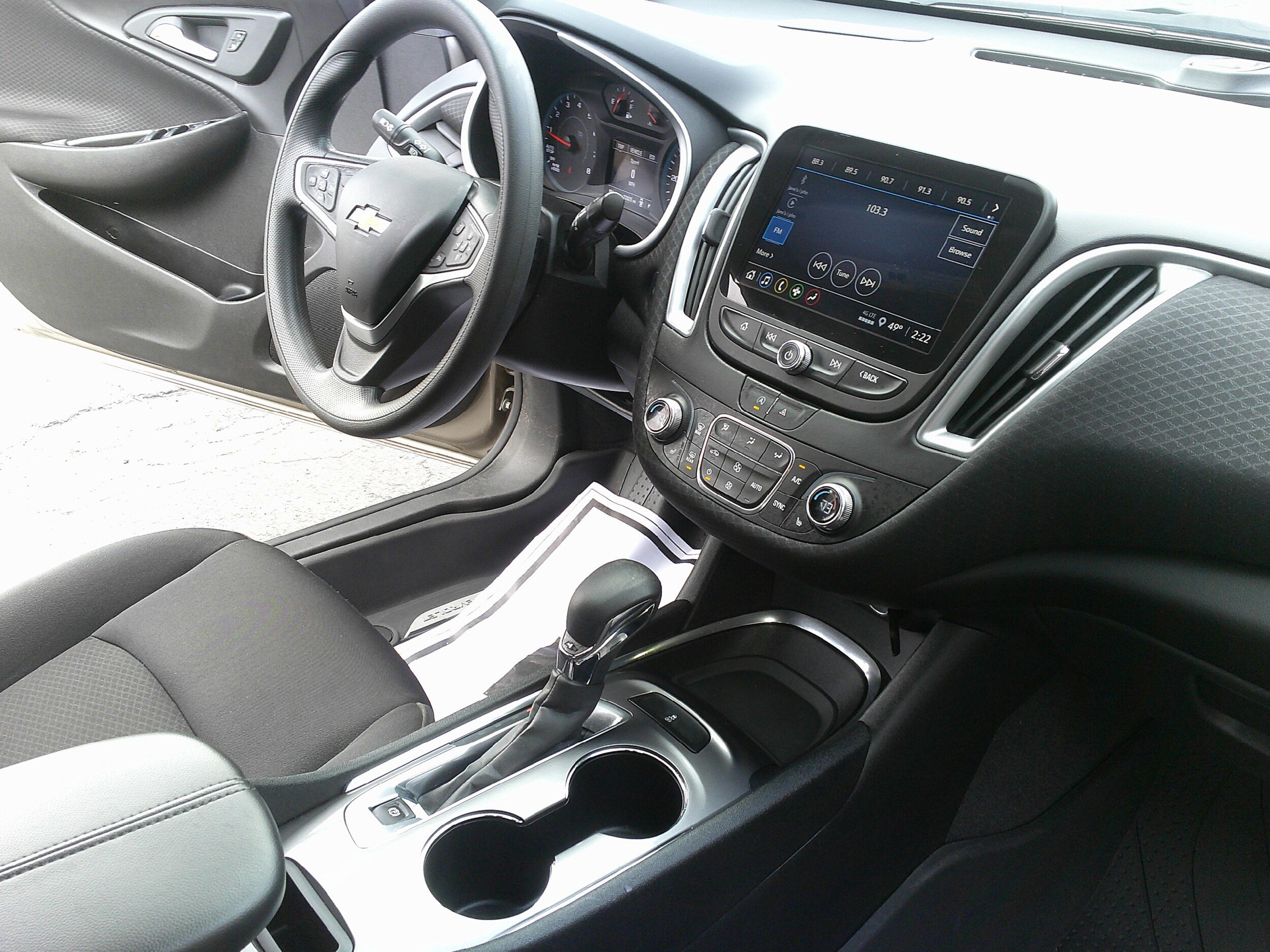 Used 2023 Chevrolet Malibu LT FWD image 24