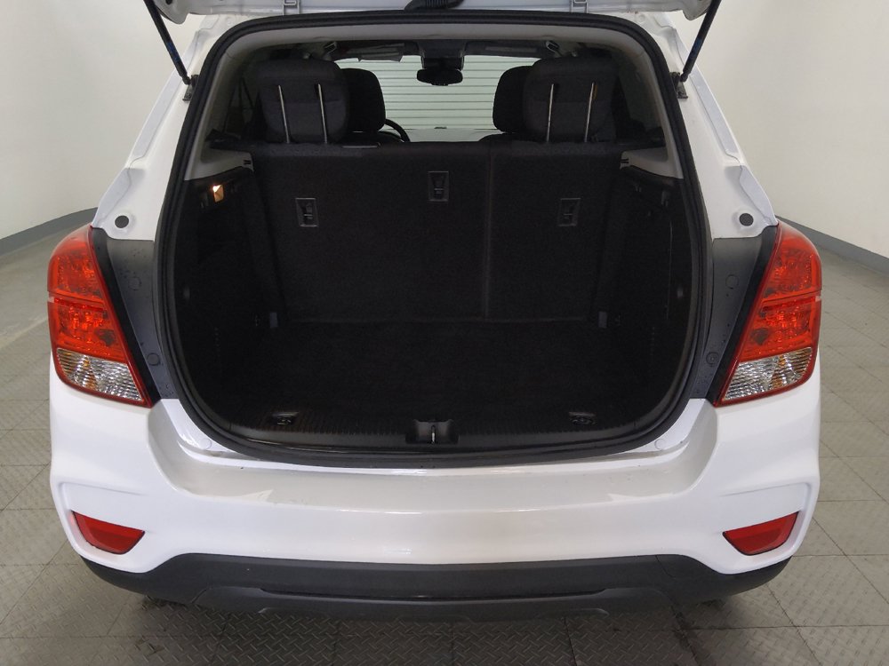 Used 2020 Chevrolet Trax LS w/ Tint and Cruise Package FWD image 29
