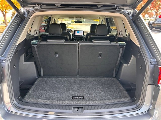 Used 2024 Volkswagen Atlas SE w/ Black Wheel Package image 27