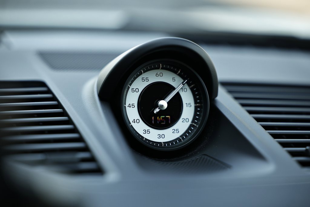 Used 2024 Porsche 911 Carrera T image 32