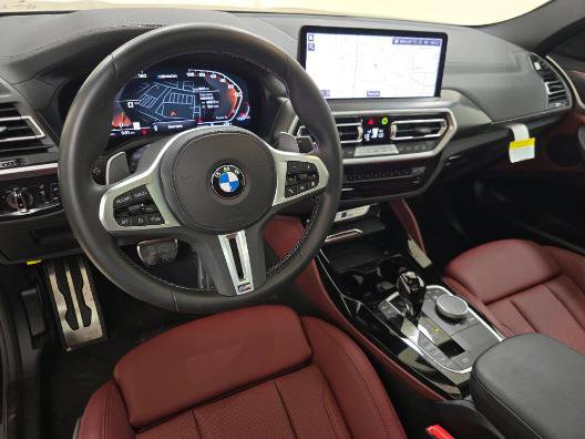 Used 2025 BMW X4 M40i w/ Parking Assistance Package image 11