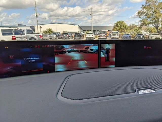 Used 2025 Lincoln Navigator Reserve image 30