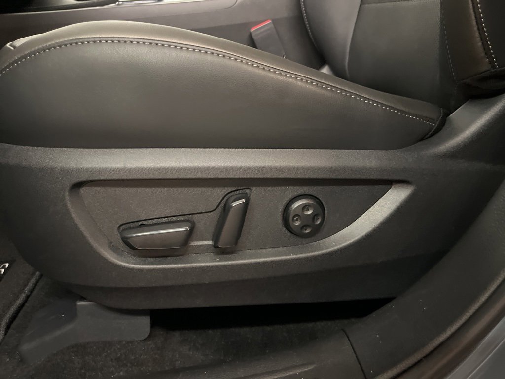 Certified 2025 INFINITI QX55 Essential image 14