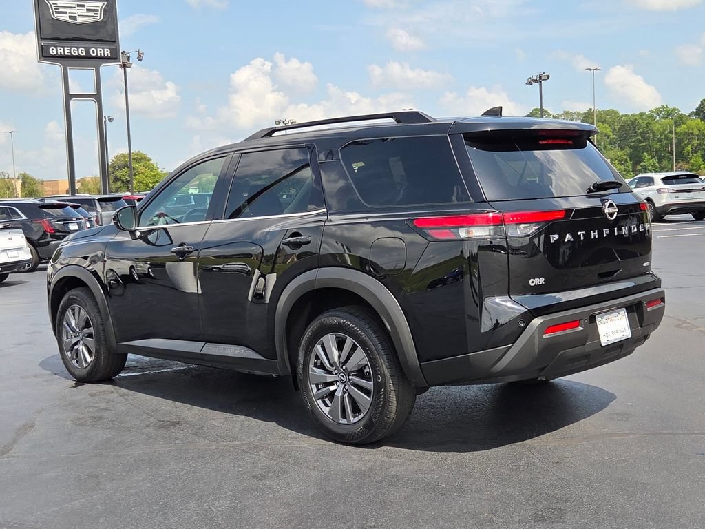 Used 2025 Nissan Pathfinder SV AWD/4WD image 3