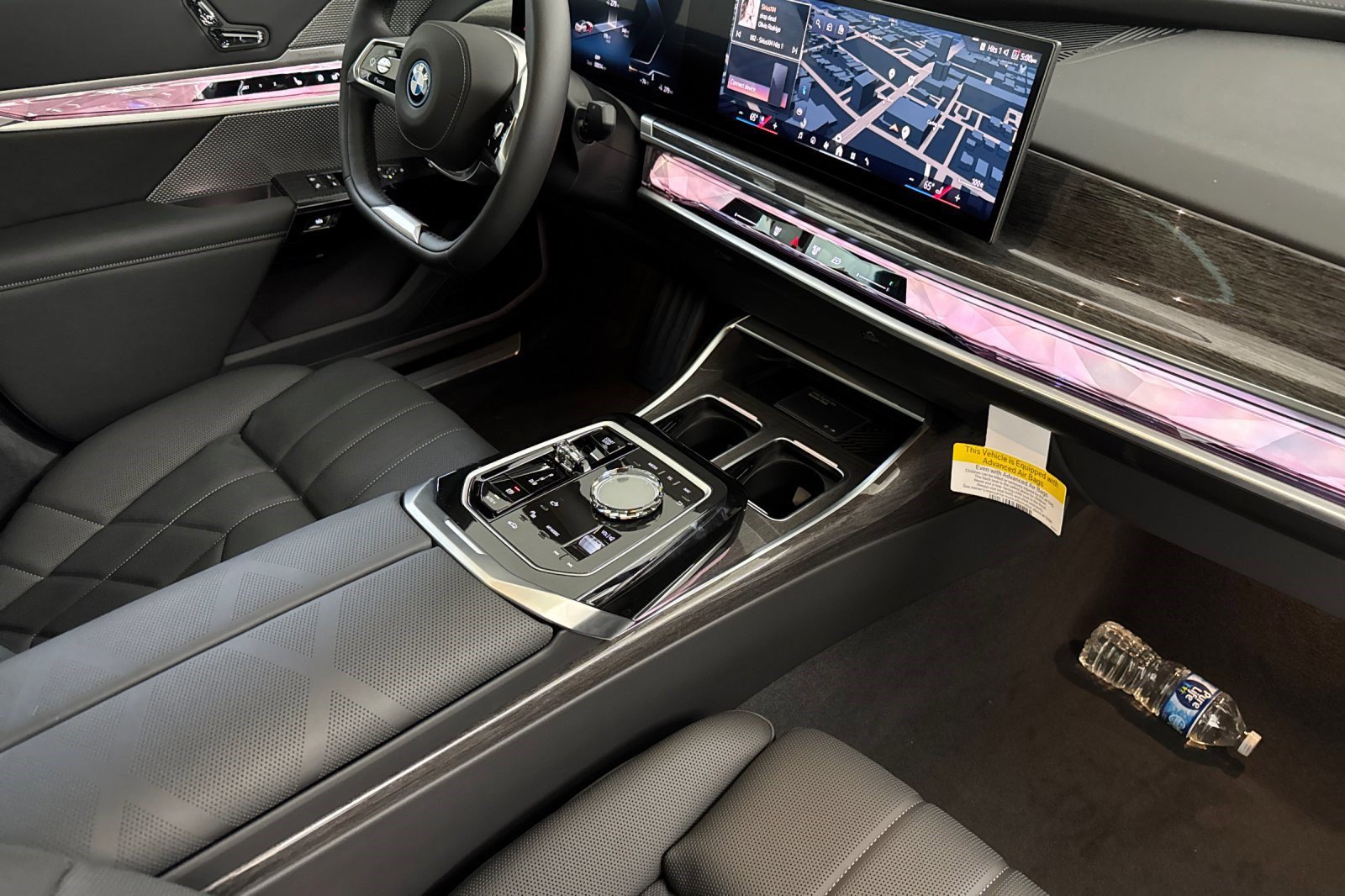 Used 2026 BMW i7 xDrive60 w/ Executive Package AWD/4WD image 28