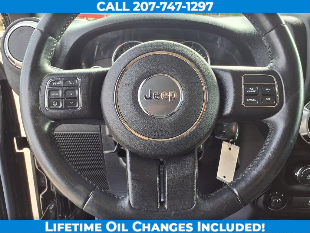 Used 2017 Jeep Wrangler Unlimited Sahara w/ Max Tow Package image 15