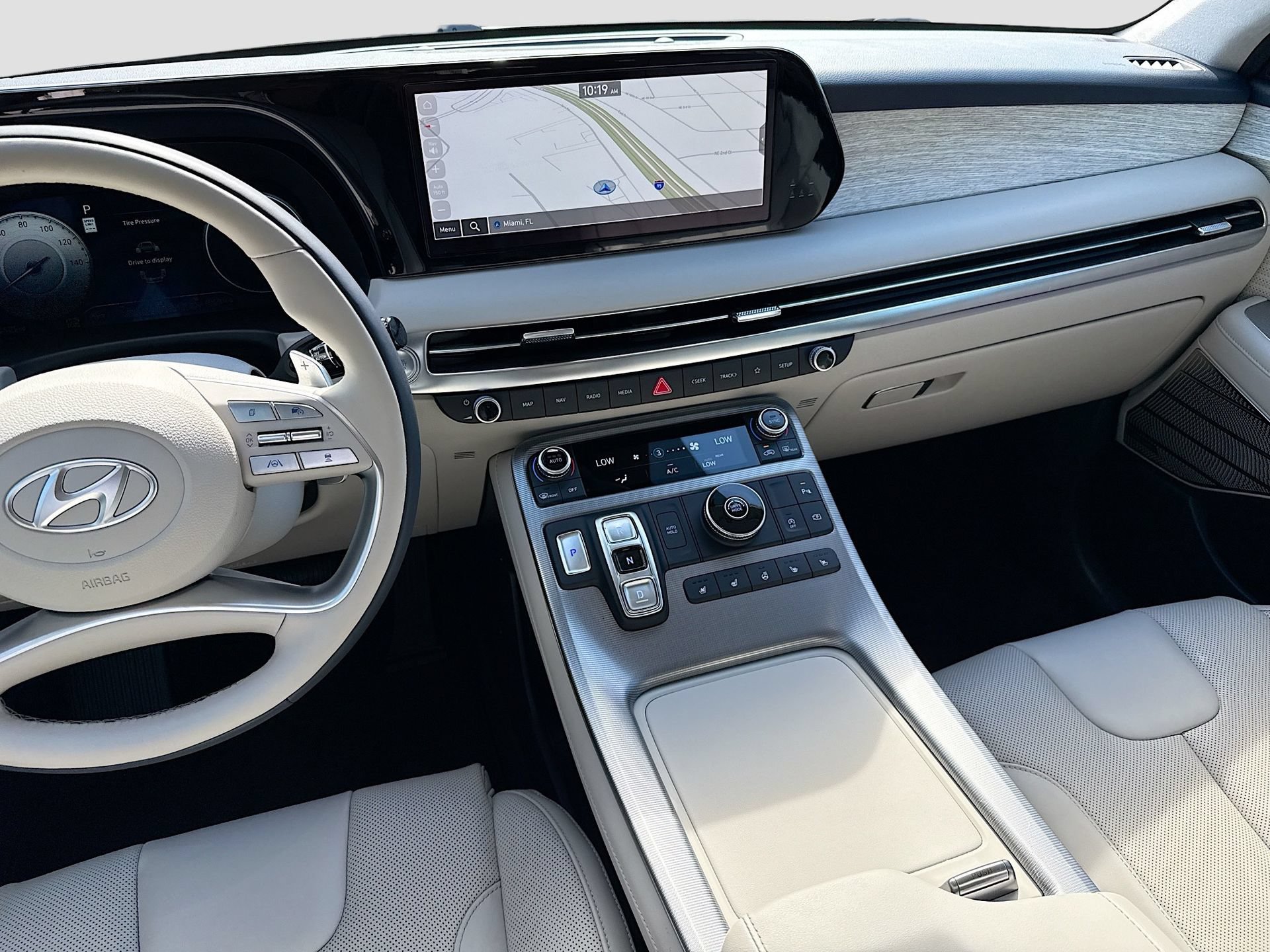 Used 2025 Hyundai Palisade Calligraphy FWD image 17