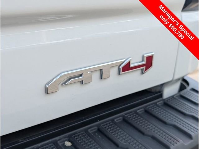 Used 2023 GMC Sierra 1500 AT4 image 10