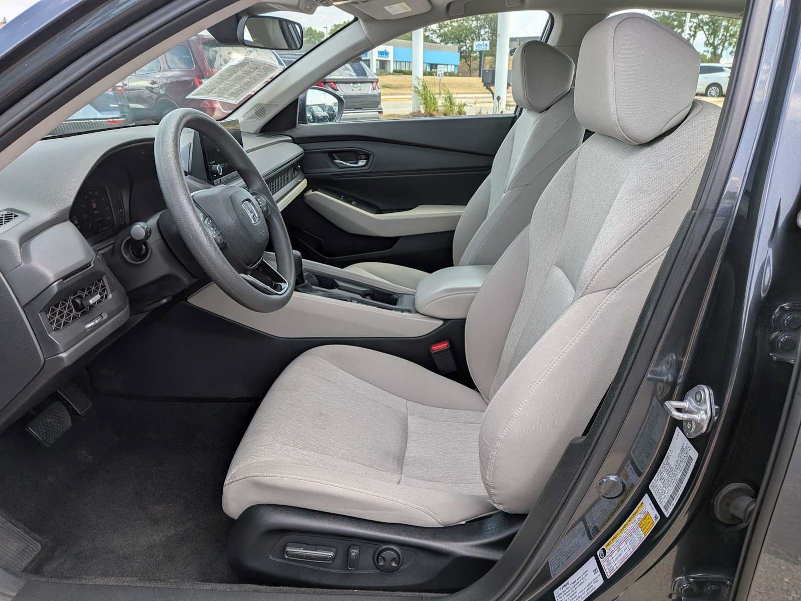 Certified 2023 Honda Accord EX image 15