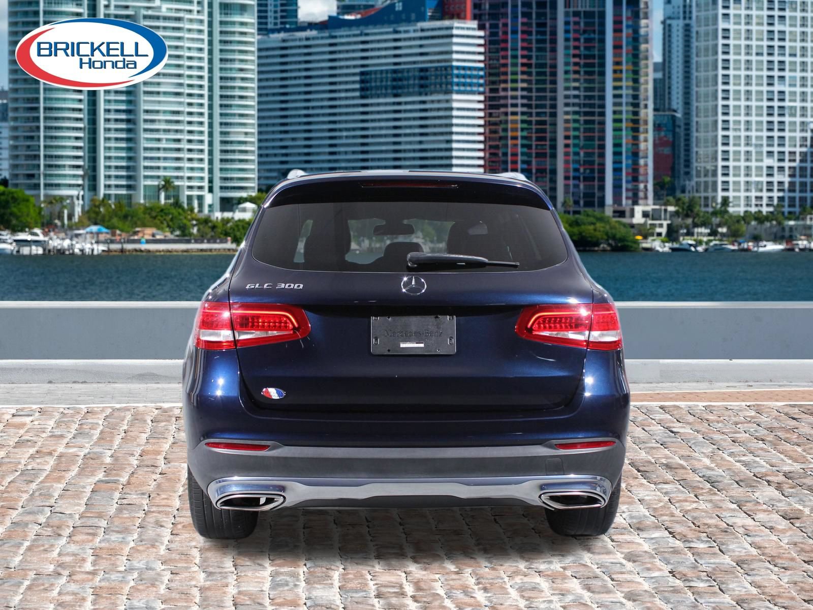 Used 2019 Mercedes-Benz GLC 300 image 4