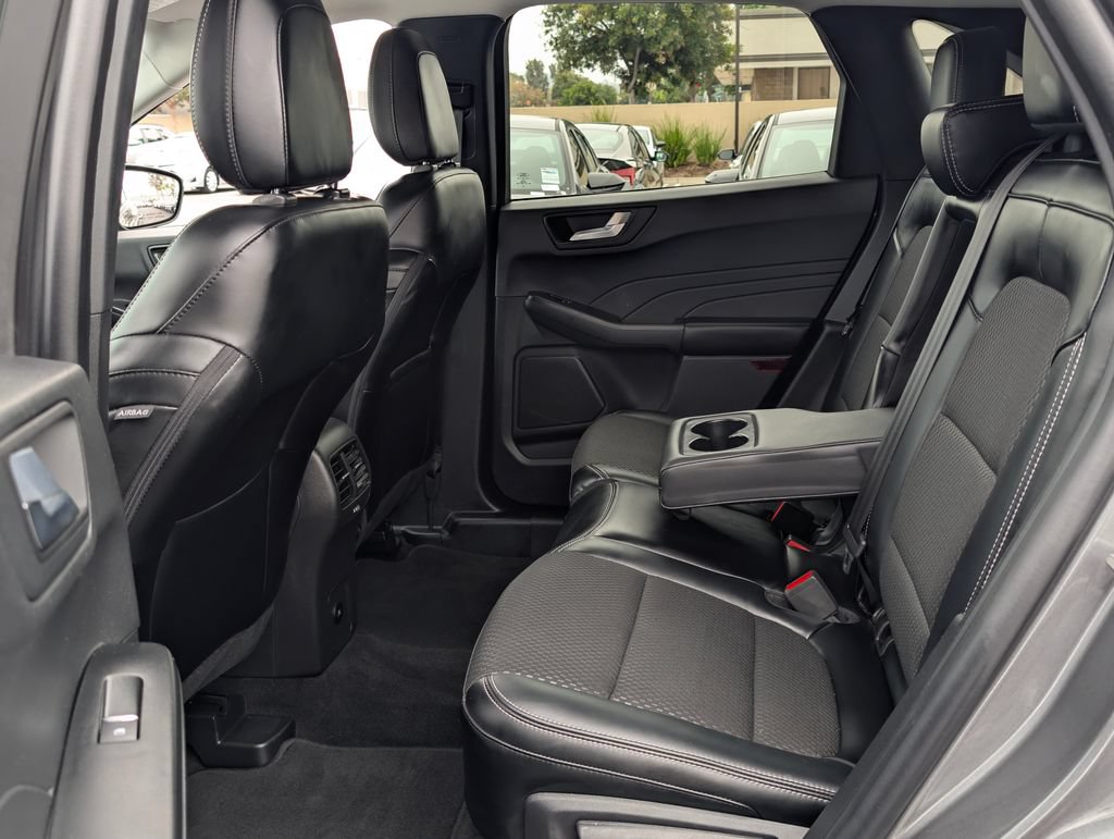 Used 2024 Ford Escape SE FWD image 14