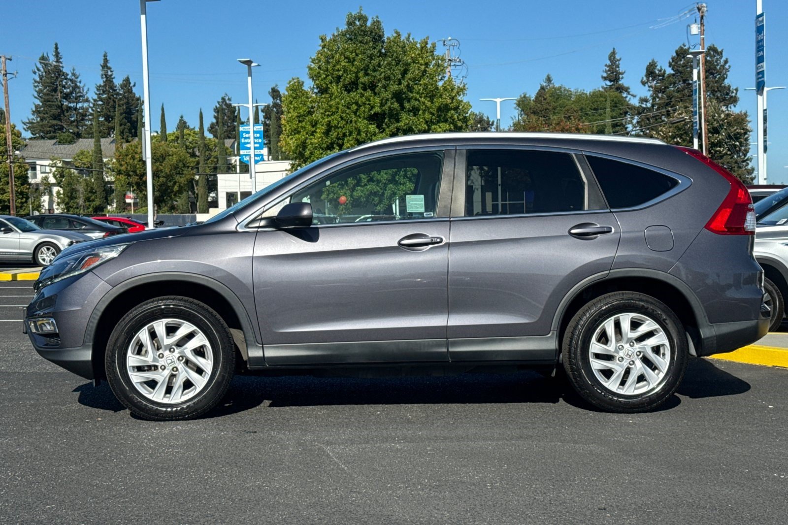Used 2016 Honda CR-V EX-L image 2