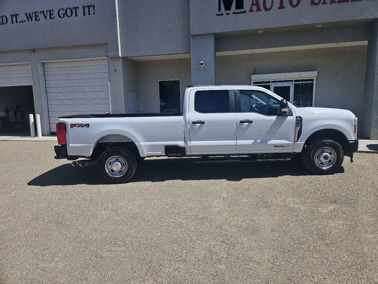 Used 2025 Ford F250 XL w/ FX4 Off-Road Package AWD/4WD image 6