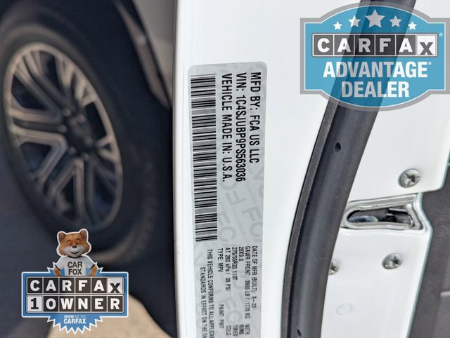 Used 2023 Jeep Wagoneer Series II w/ HD Trailer Tow Package image 35