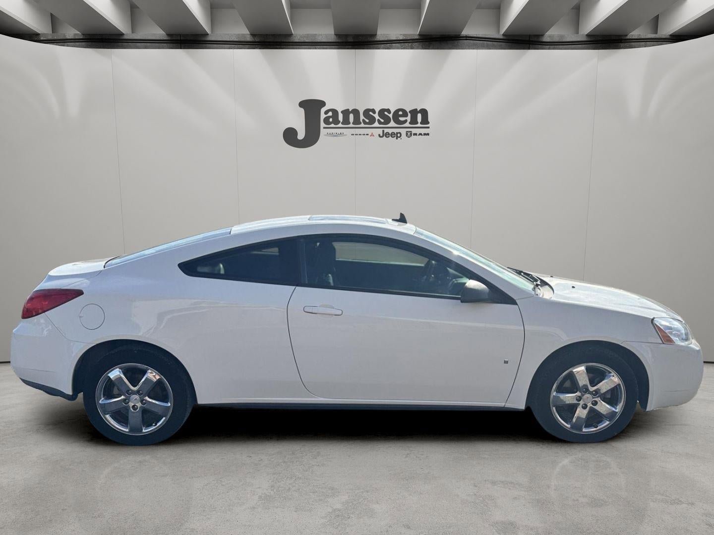 Used 2008 Pontiac G6 GT w/ Premium Package image 5