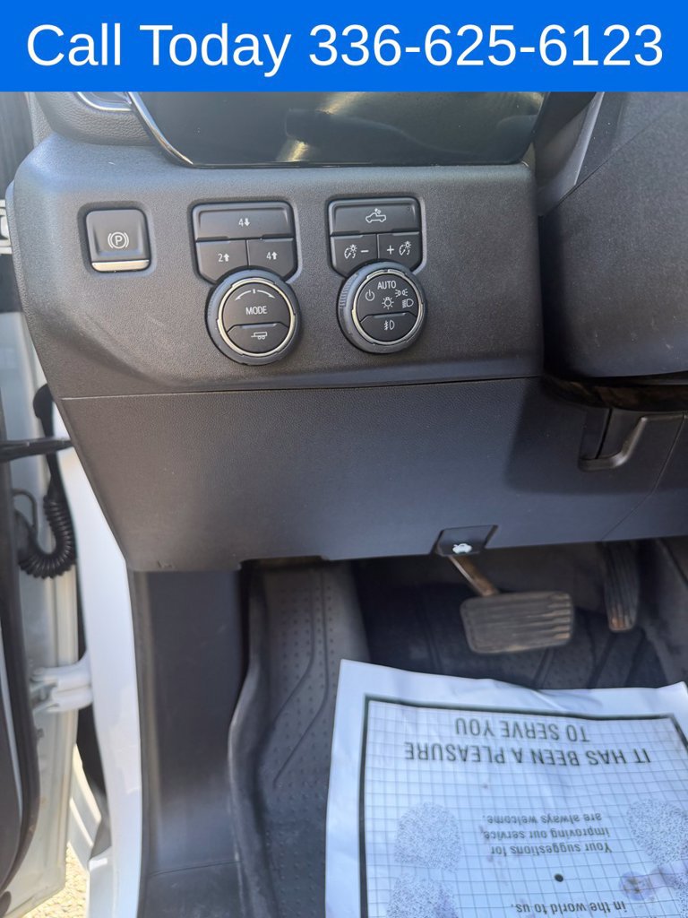 Used 2025 Chevrolet Silverado 3500 LT AWD/4WD image 15