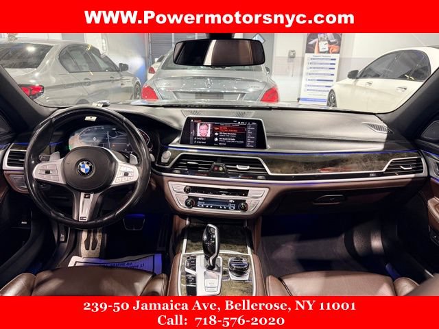 Used 2021 BMW 750i xDrive w/ Executive Package AWD/4WD image 17