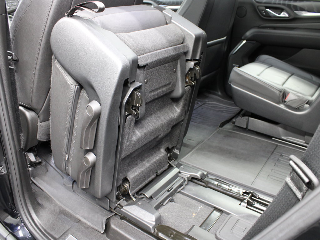 Used 2023 GMC Yukon Denali w/ LPO, Floor Liner Package AWD/4WD image 69