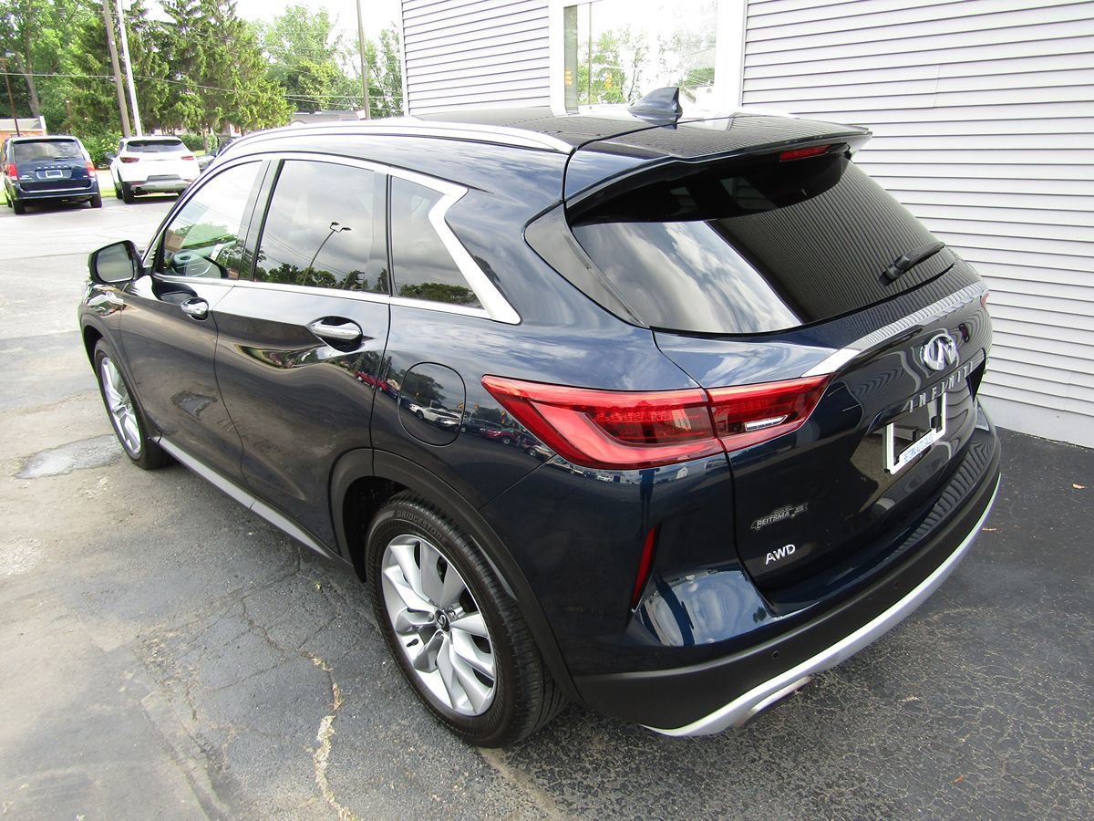 Used 2021 INFINITI QX50 Luxe AWD/4WD image 3