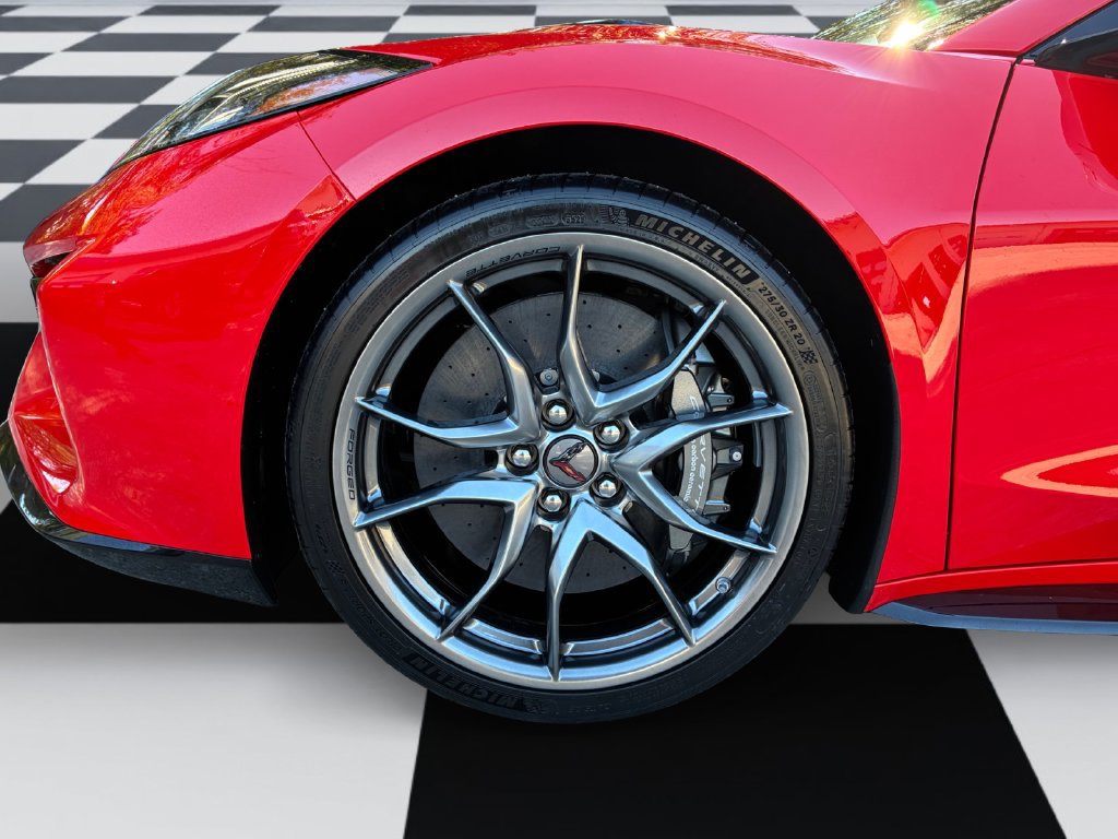 New 2027 Chevrolet Corvette Grand Sport w/ Z52 Sport Performance Package RWD image 14