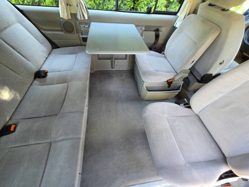 Used 1999 Volkswagen Eurovan MV FWD image 19