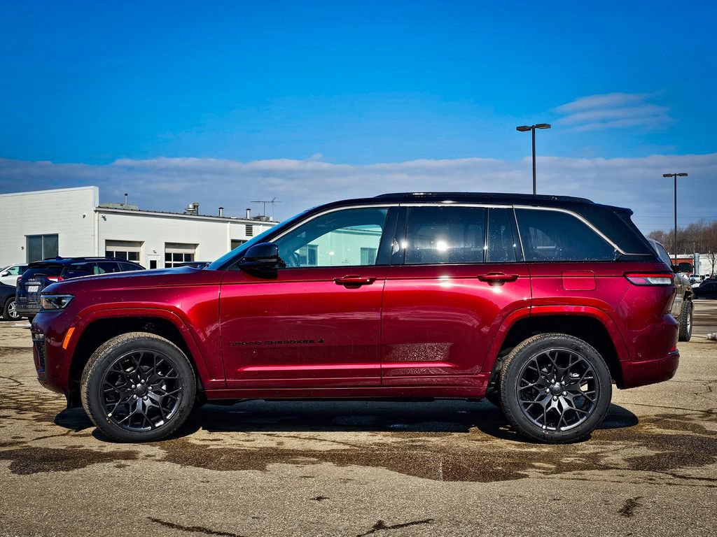 New 2026 Jeep Grand Cherokee Summit w/ Obsidian Package AWD/4WD image 6