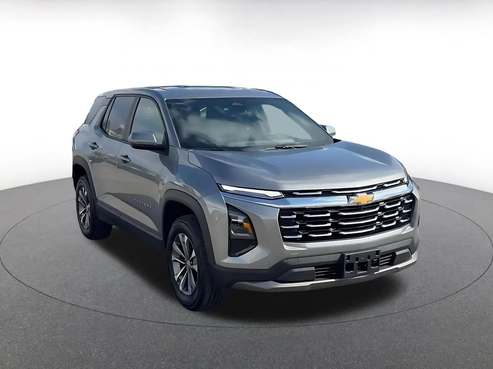 Used 2025 Chevrolet Equinox LT FWD image 3