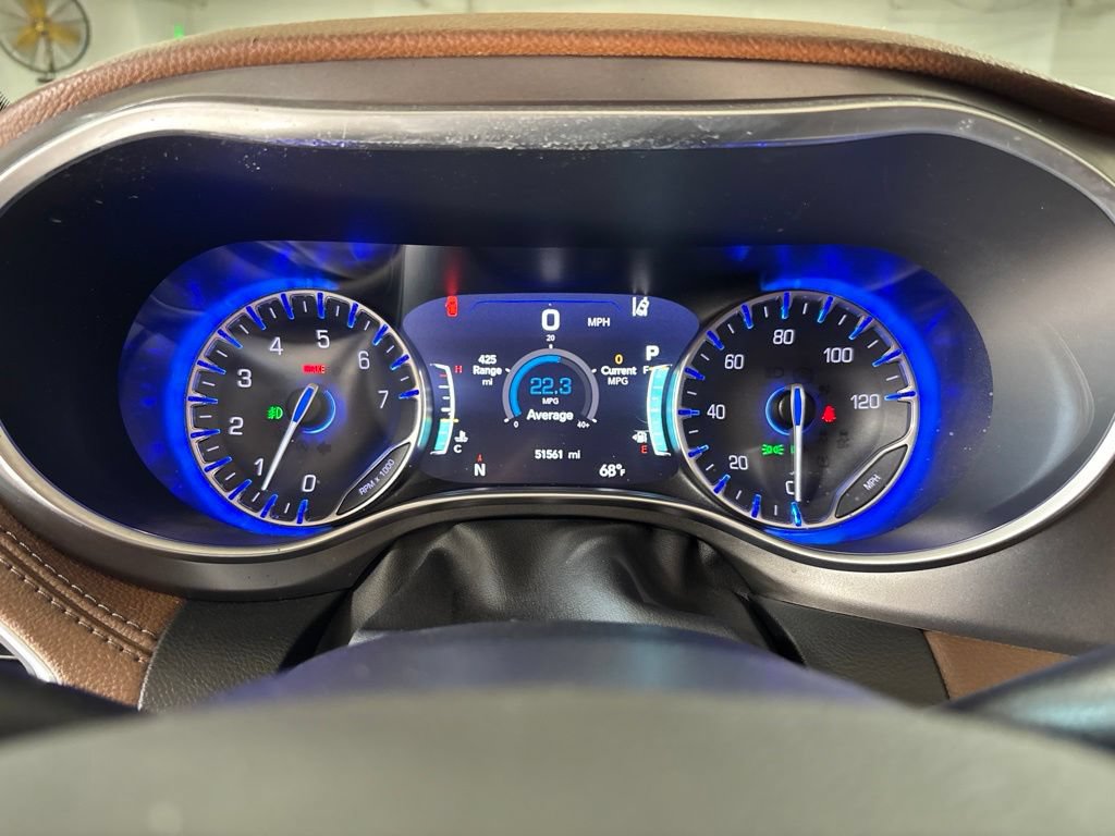 Used 2019 Chrysler Pacifica Limited FWD image 21